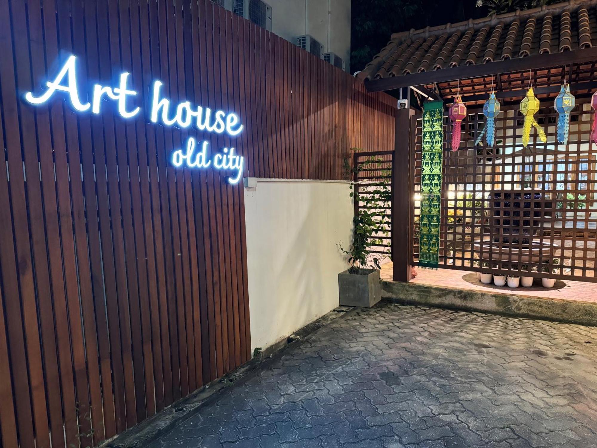 Art House Old City 清邁 外观 照片